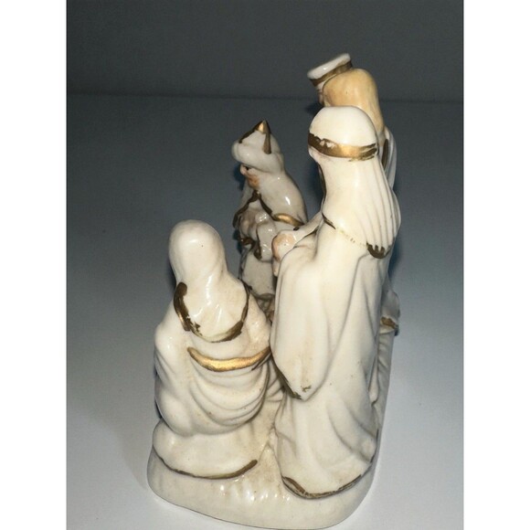 Vintage International Bazaar Nativity Scene Porcelain Gold Trim - Picture 4 of 16